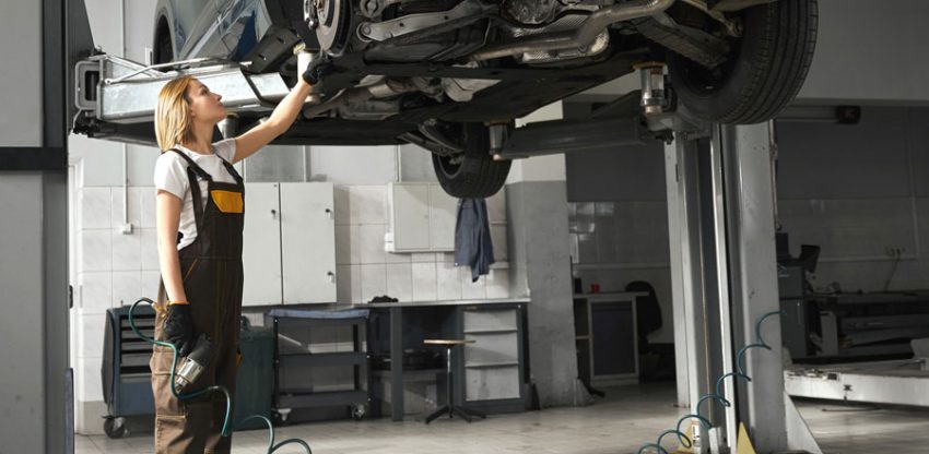 Vehicle Maintenance: Why is it Important for Performance and Safety?